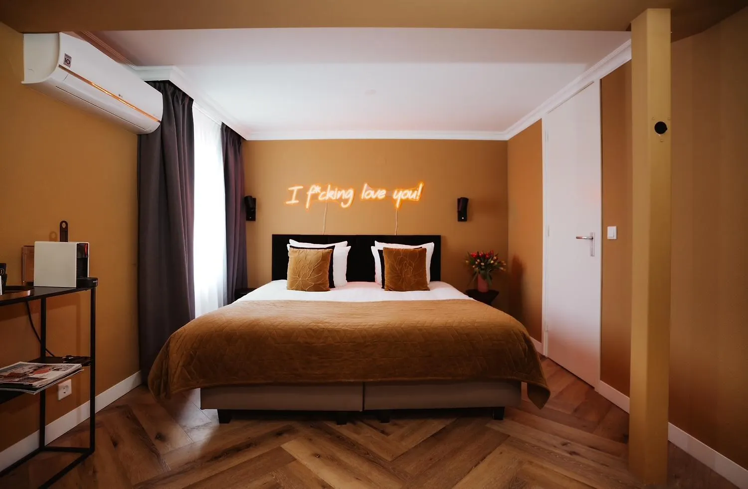 Hotel Janssen 팔켄뷔르흐안더횔